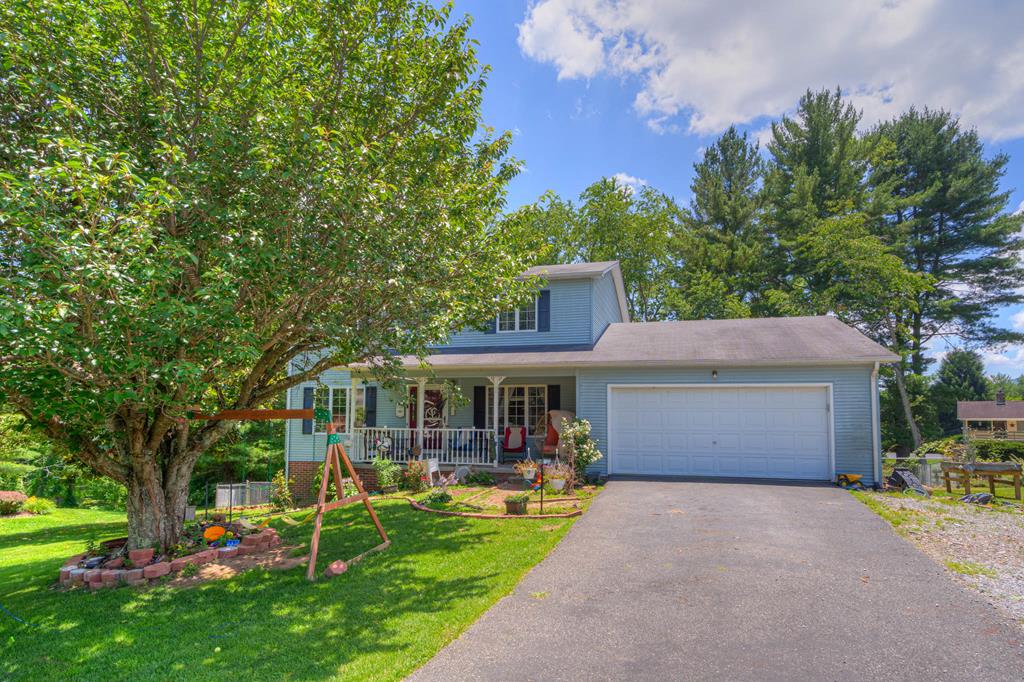 485 Lakeview Drive Property Photo 1