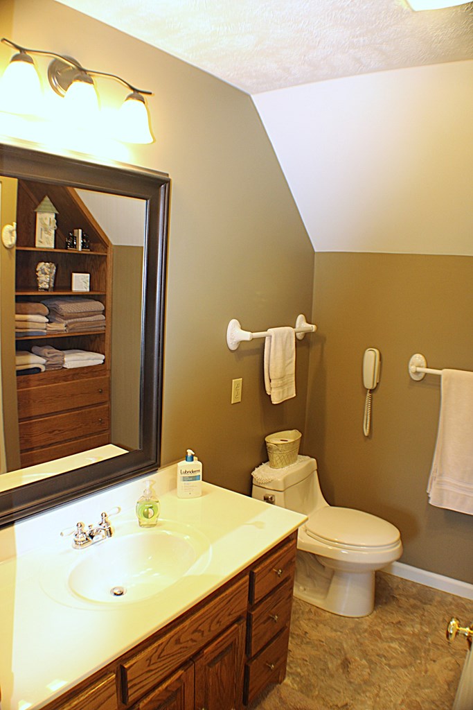 339 Hangar Road Property Photo 26