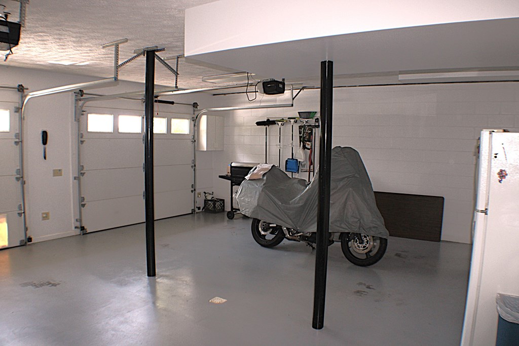 339 Hangar Road Property Photo 36