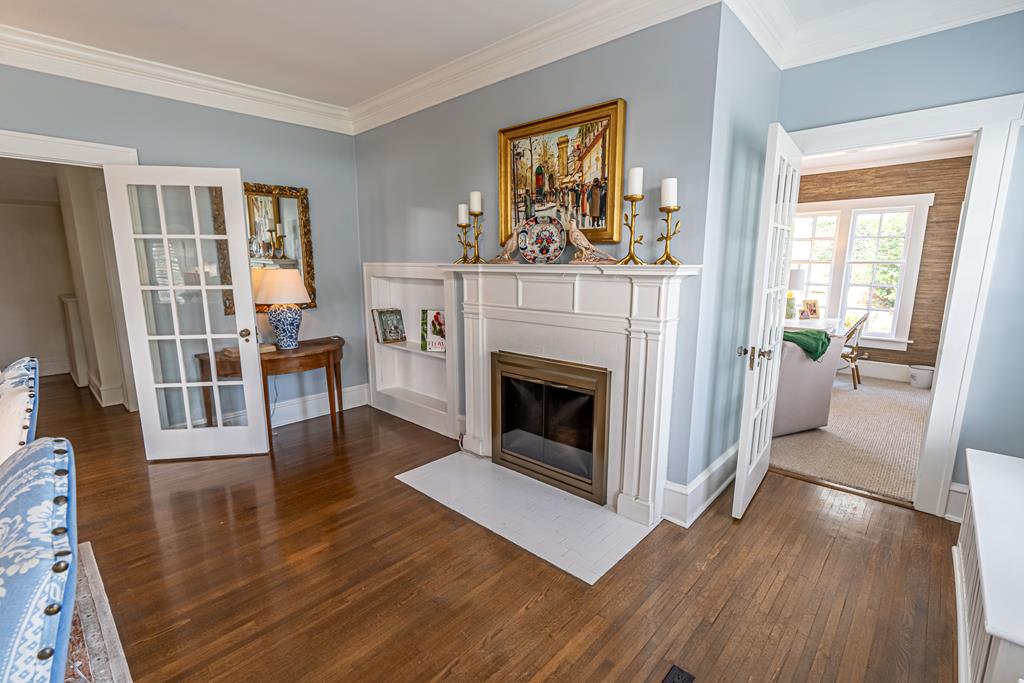 531 Lawrence Avenue Property Photo 21