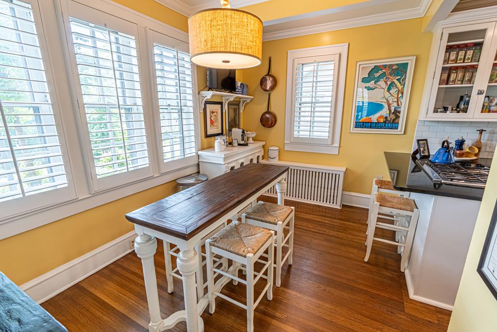 531 Lawrence Avenue Property Photo 46