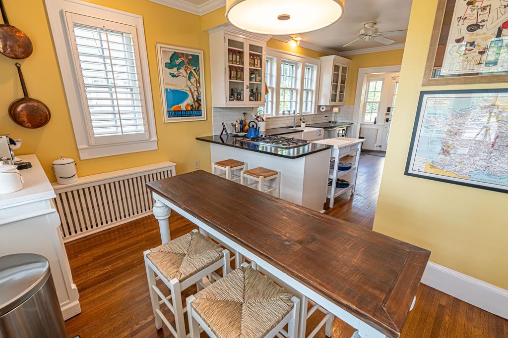 531 Lawrence Avenue Property Photo 47