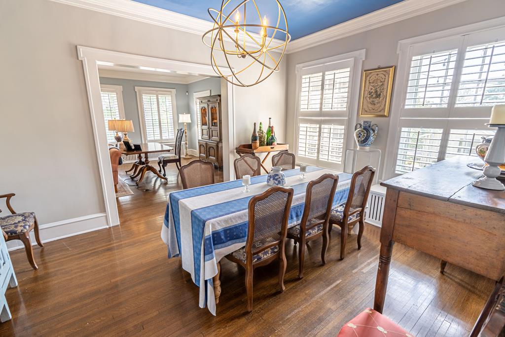 531 Lawrence Avenue Property Photo 50