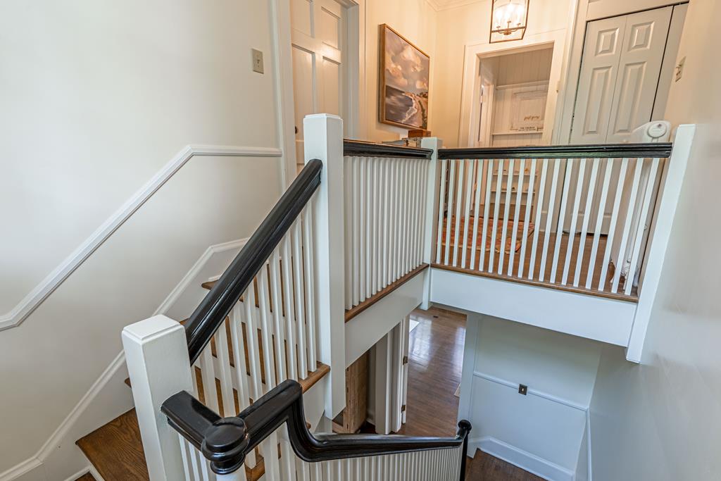 531 Lawrence Avenue Property Photo 58