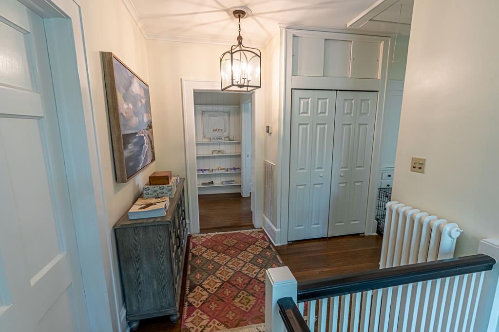 531 Lawrence Avenue Property Photo 59