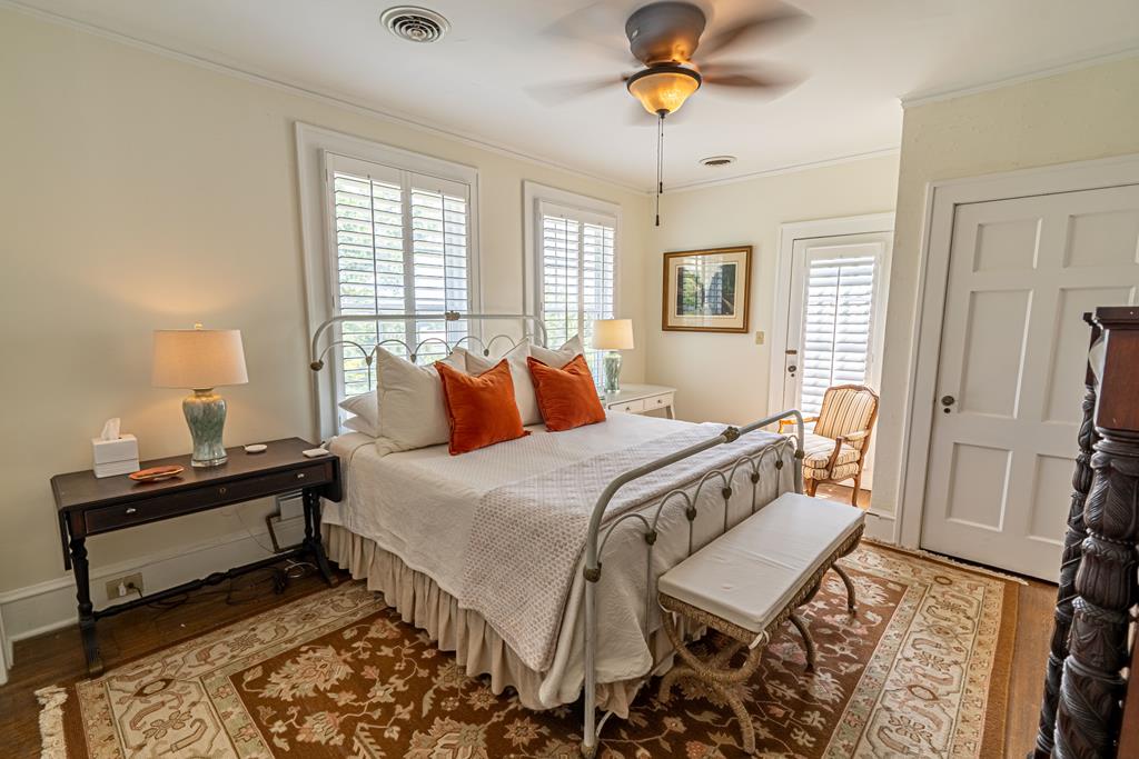 531 Lawrence Avenue Property Photo 67