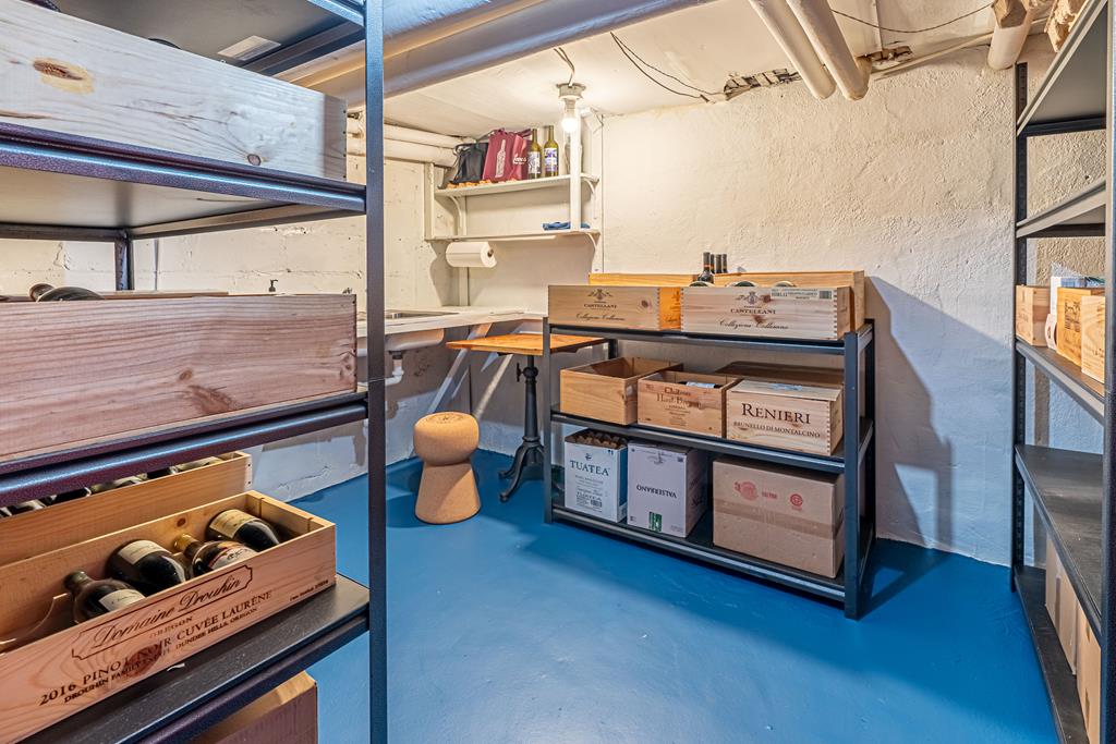 531 Lawrence Avenue Property Photo 81