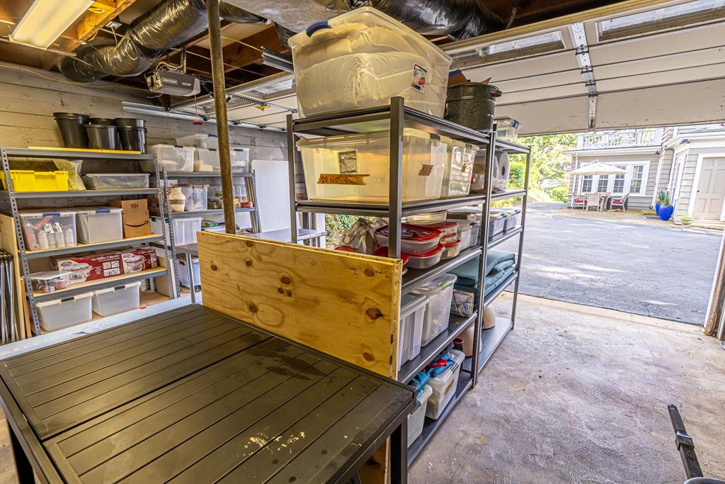 531 Lawrence Avenue Property Photo 93