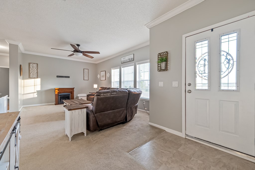 638 Carterville Heights Road Property Photo 4