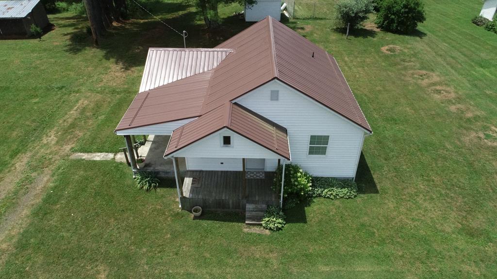 4770 Pipers Gap Rd. Property Photo 1