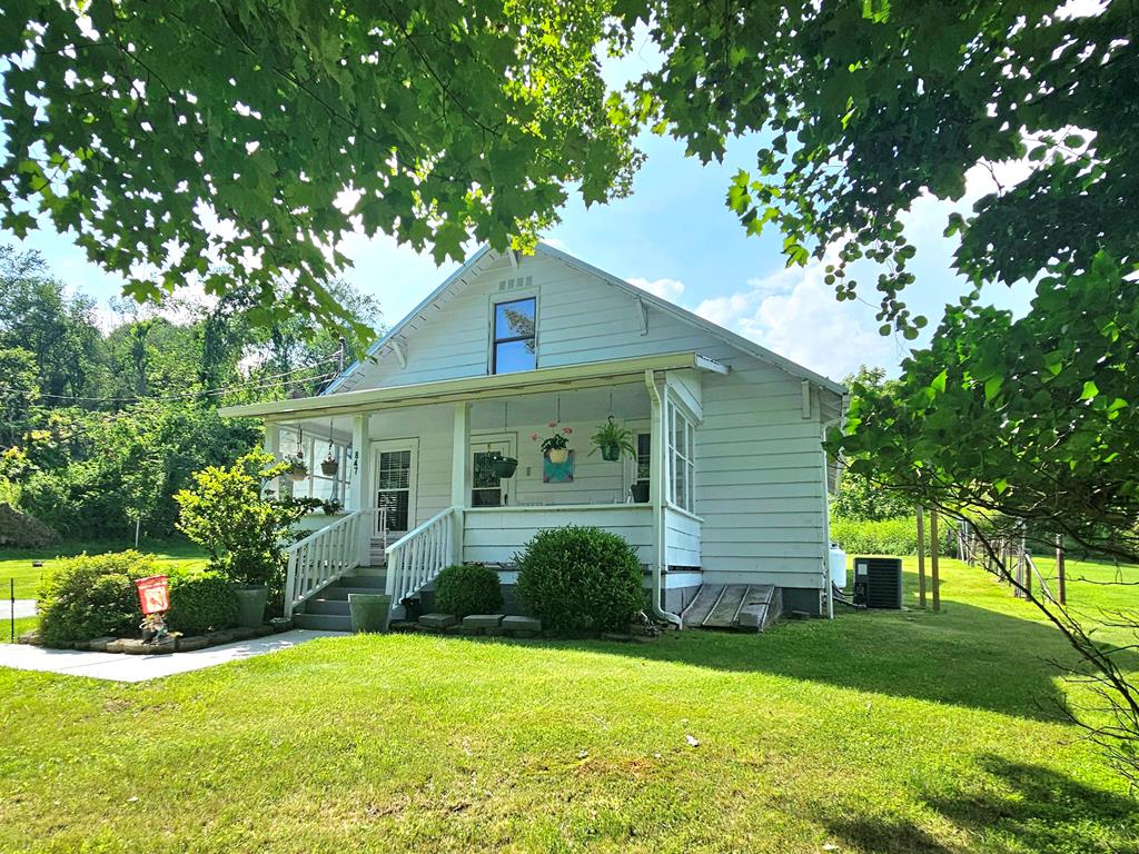 847 Dogwood Road Property Photo