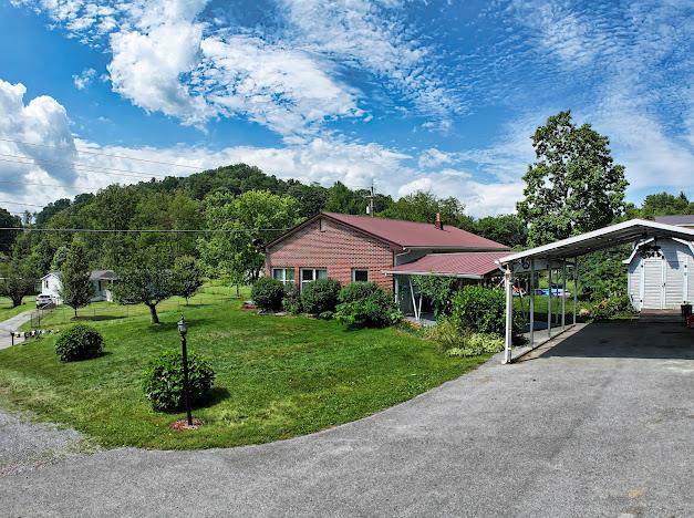8087 Baptist Valley Road Property Photo