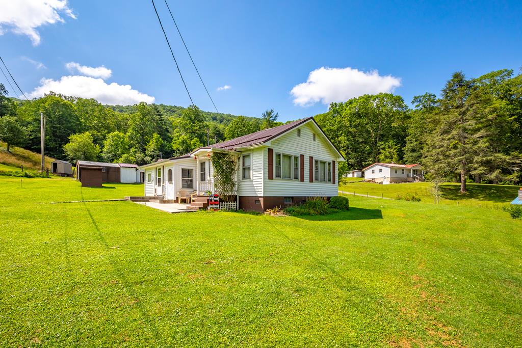 1576 Dry Fork Rd. Property Photo 1