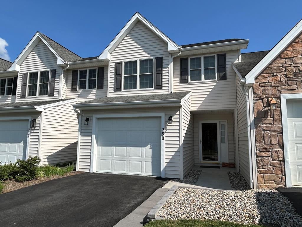 250 Pleasant View Drive Property Photo