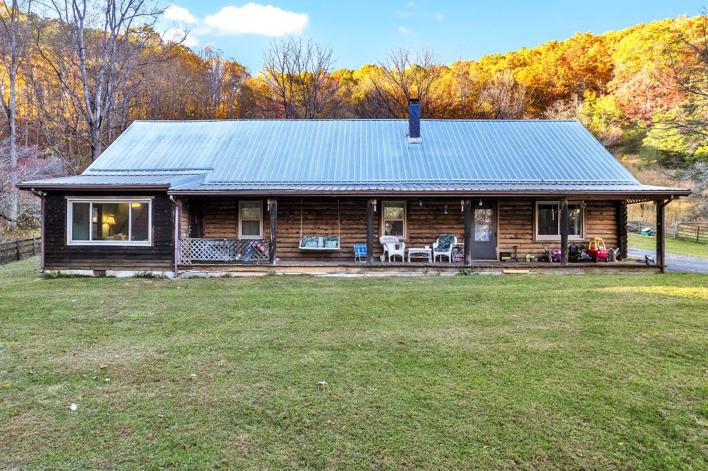 437 Still House Hollow Rd