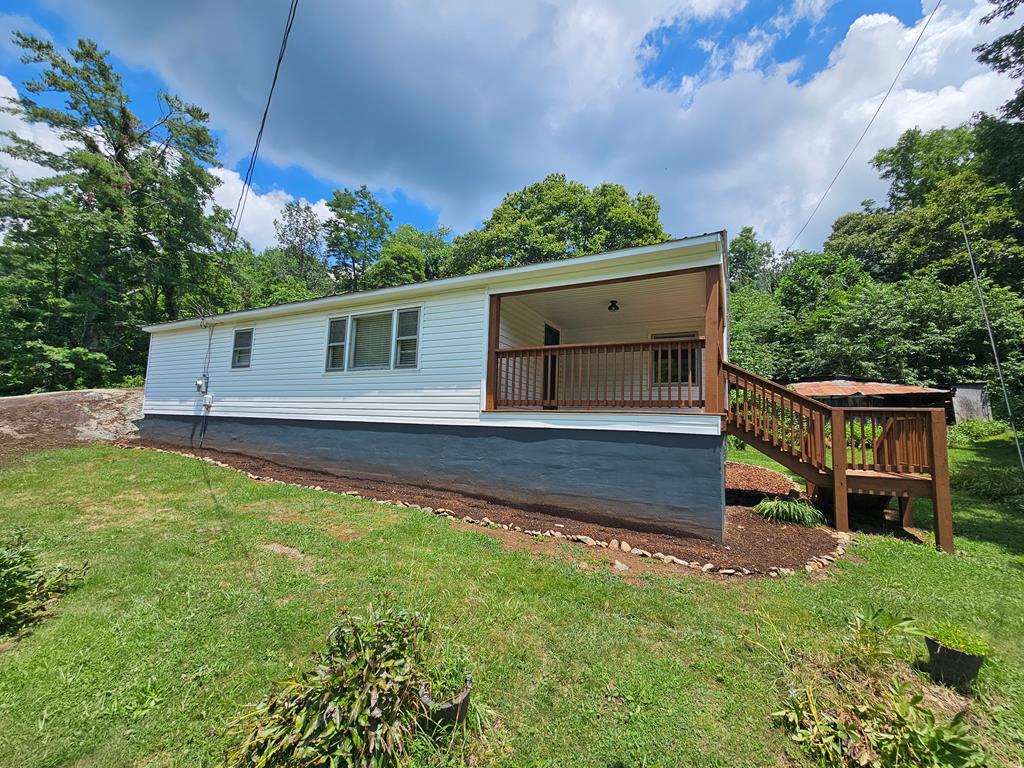 2500 Elk Creek Pkwy Property Photo 1