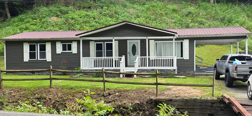 4913 Hurley Rd Property Photo 1