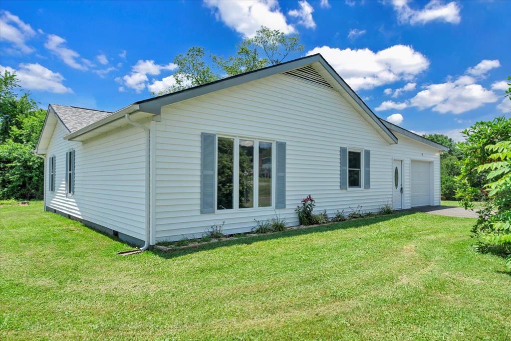 31 Butternut Dr
