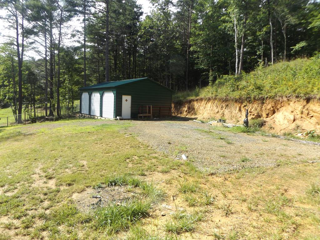 1688 Whitetown Rd. Property Photo 1