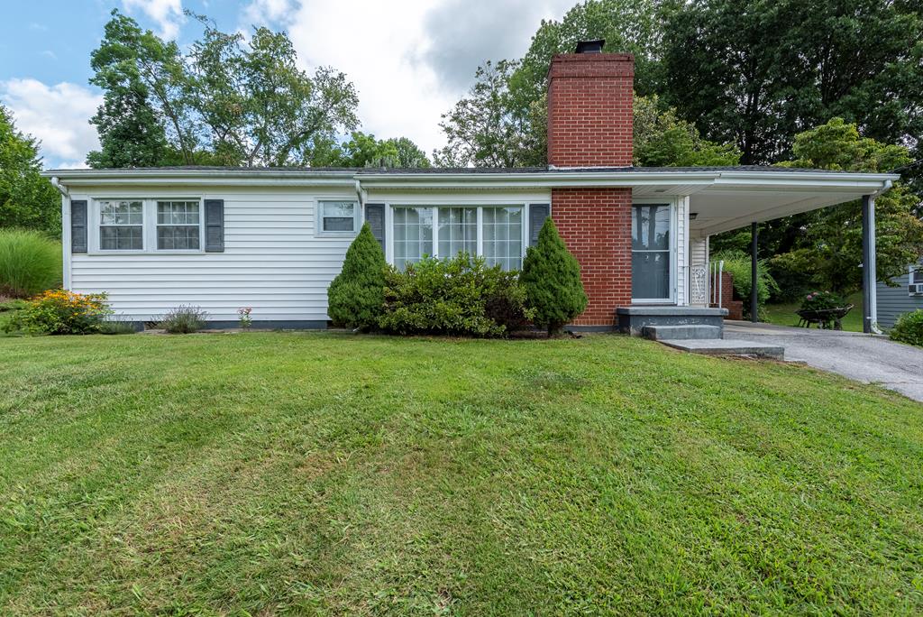 2117 Westfield Street Property Photo 1
