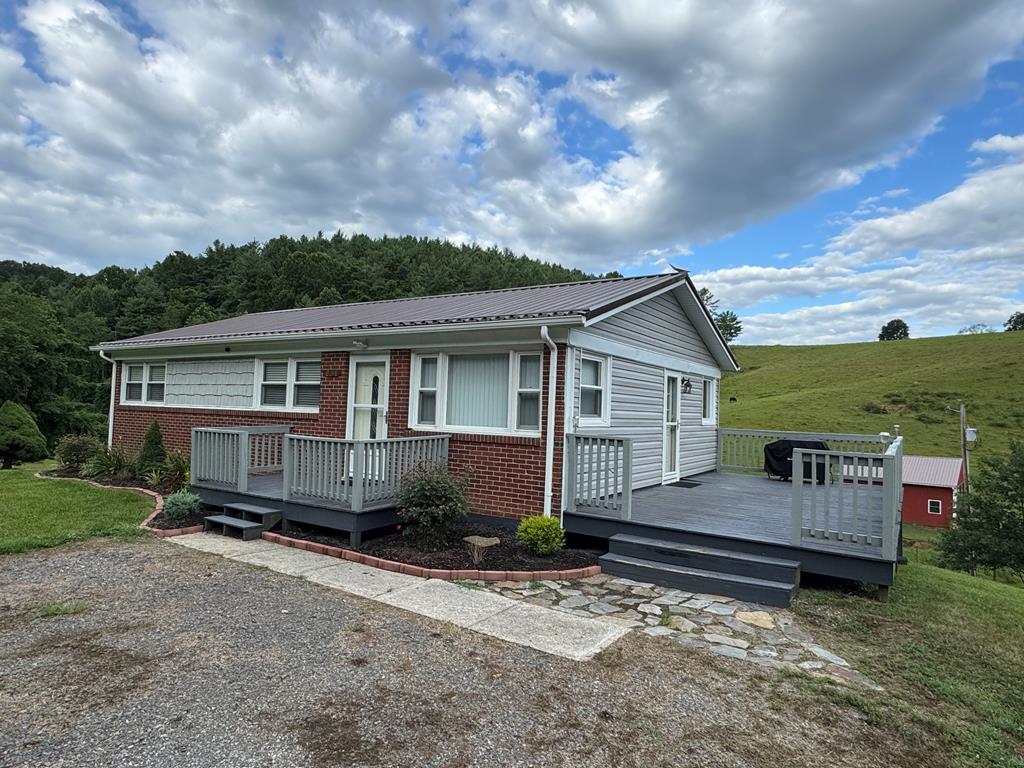 298 Link Road Property Photo 1
