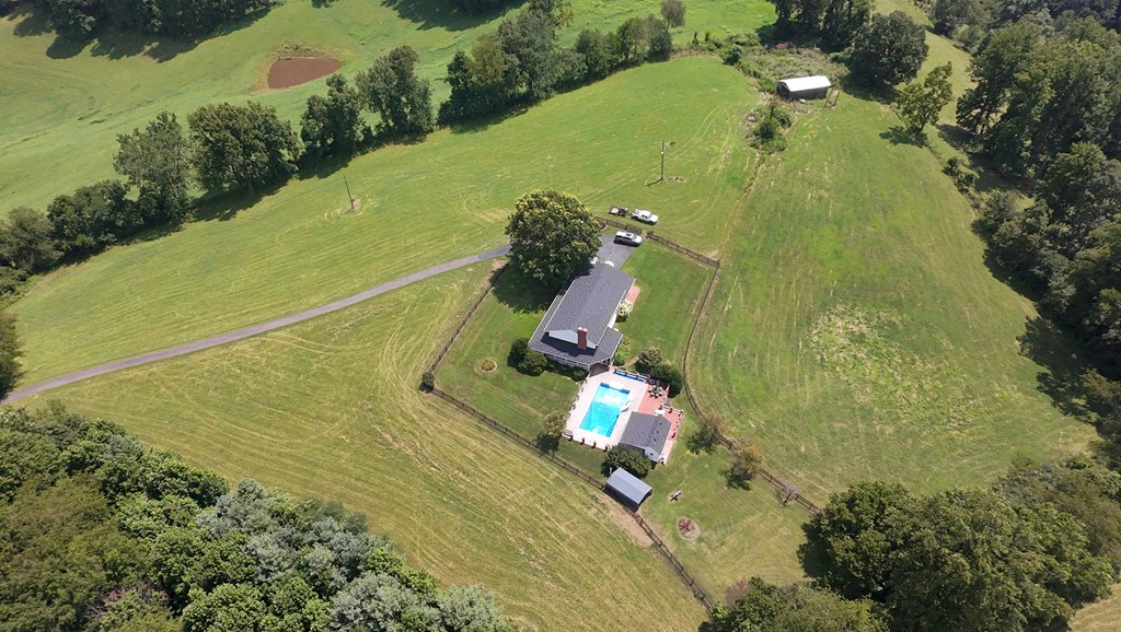 641 Vaughn Brooks Rd. Property Photo 4