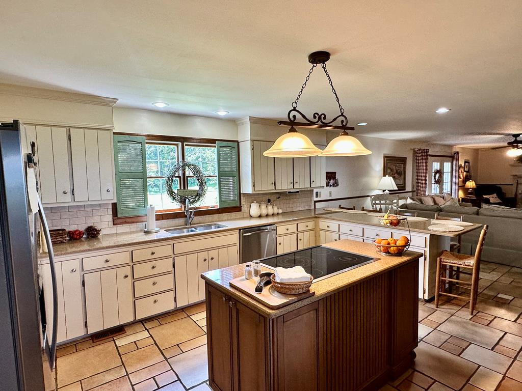 641 Vaughn Brooks Rd. Property Photo 37