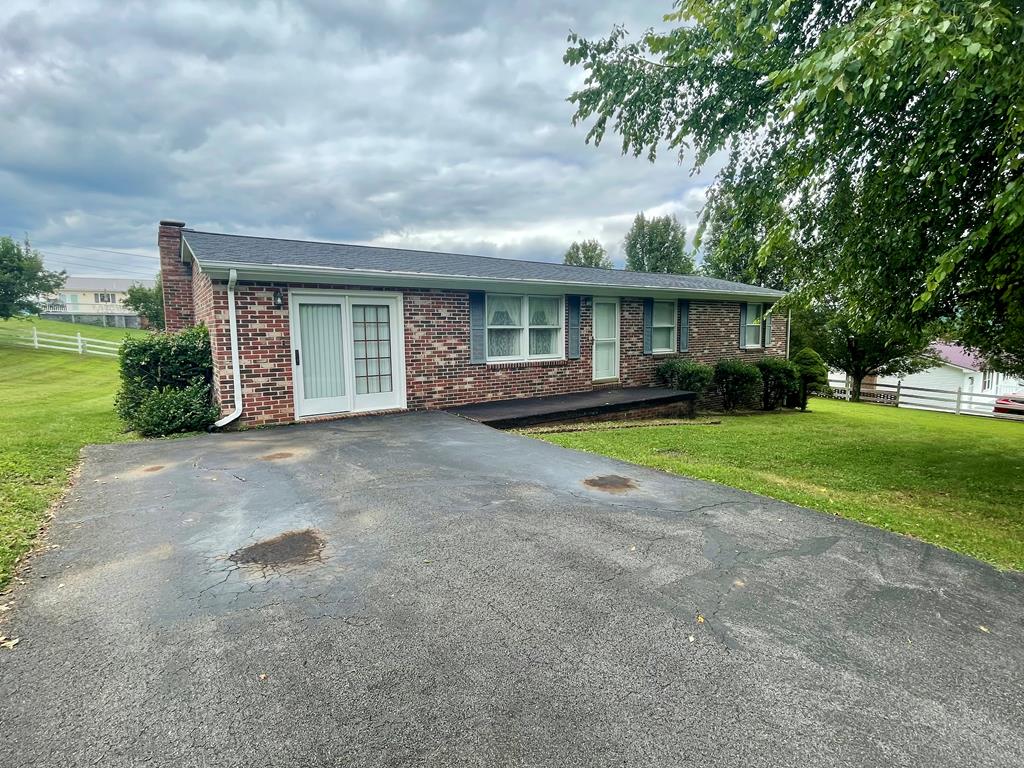 236 Hillside Drive Property Photo 1