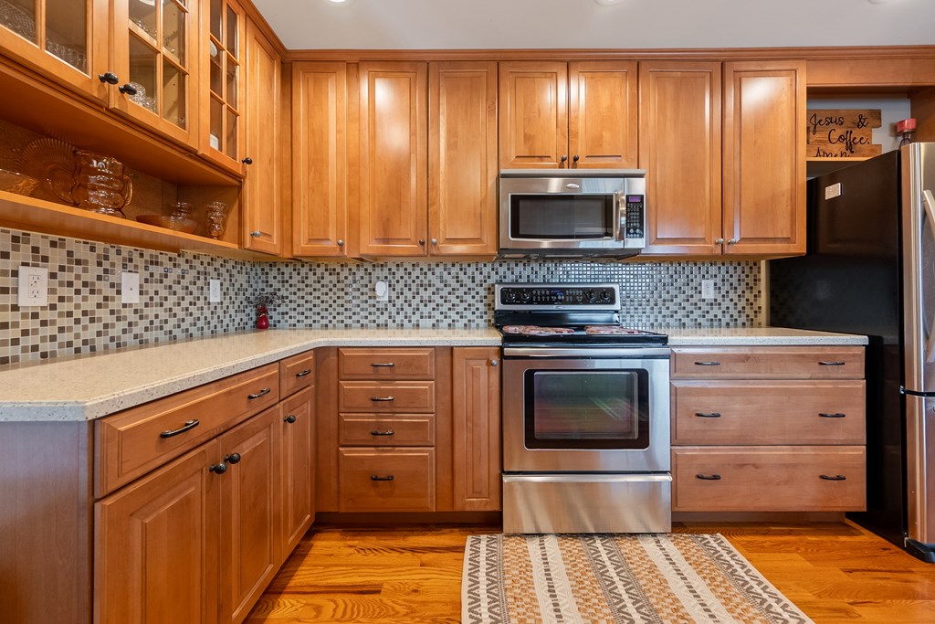 409 Whispering Pines Rd Property Photo 23