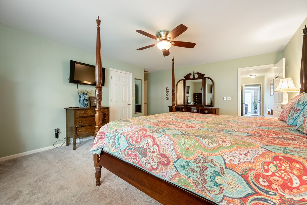 409 Whispering Pines Rd Property Photo 43