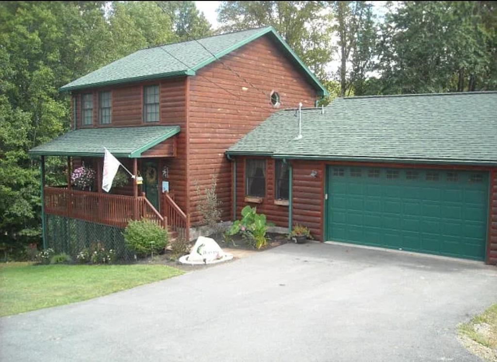 164 Hooper Avenue Property Photo 1