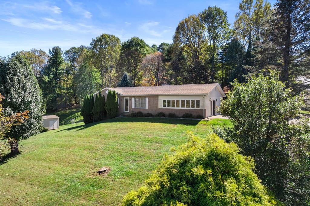 21 Cedar Point Property Photo