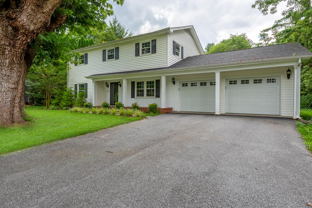 144 Mountain View Dr. Property Photo 1