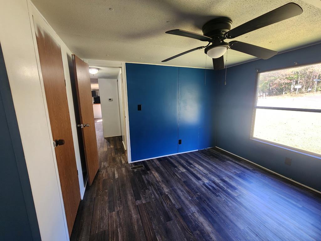 947 Valley End Property Photo 26