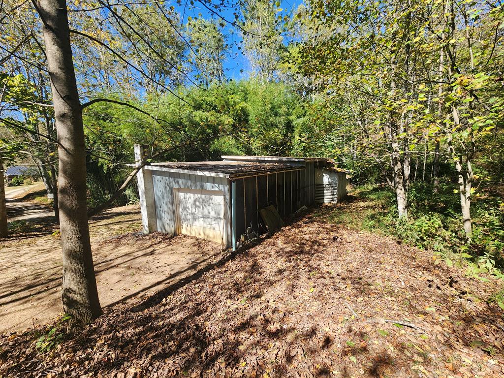 947 Valley End Property Photo 34