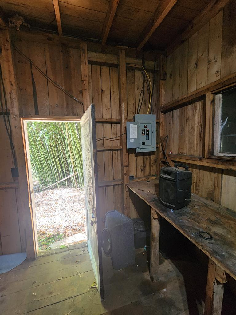 947 Valley End Property Photo 35