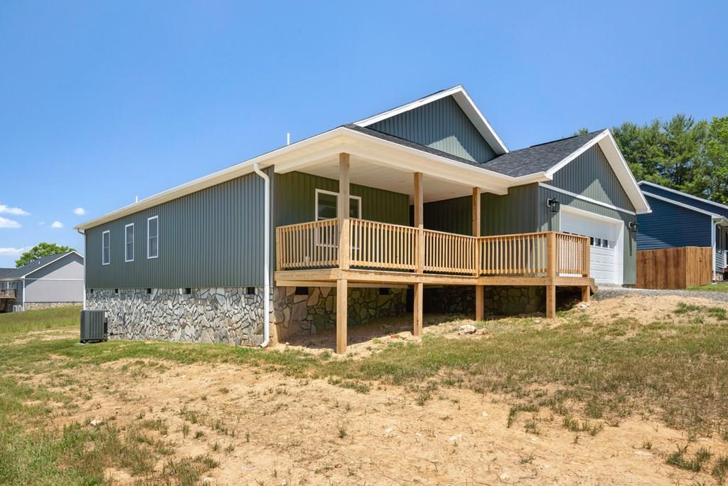 1017 Cranberry Road Property Photo 1