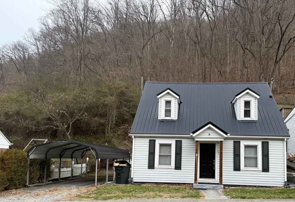 1111 Watkins Street Property Photo 1