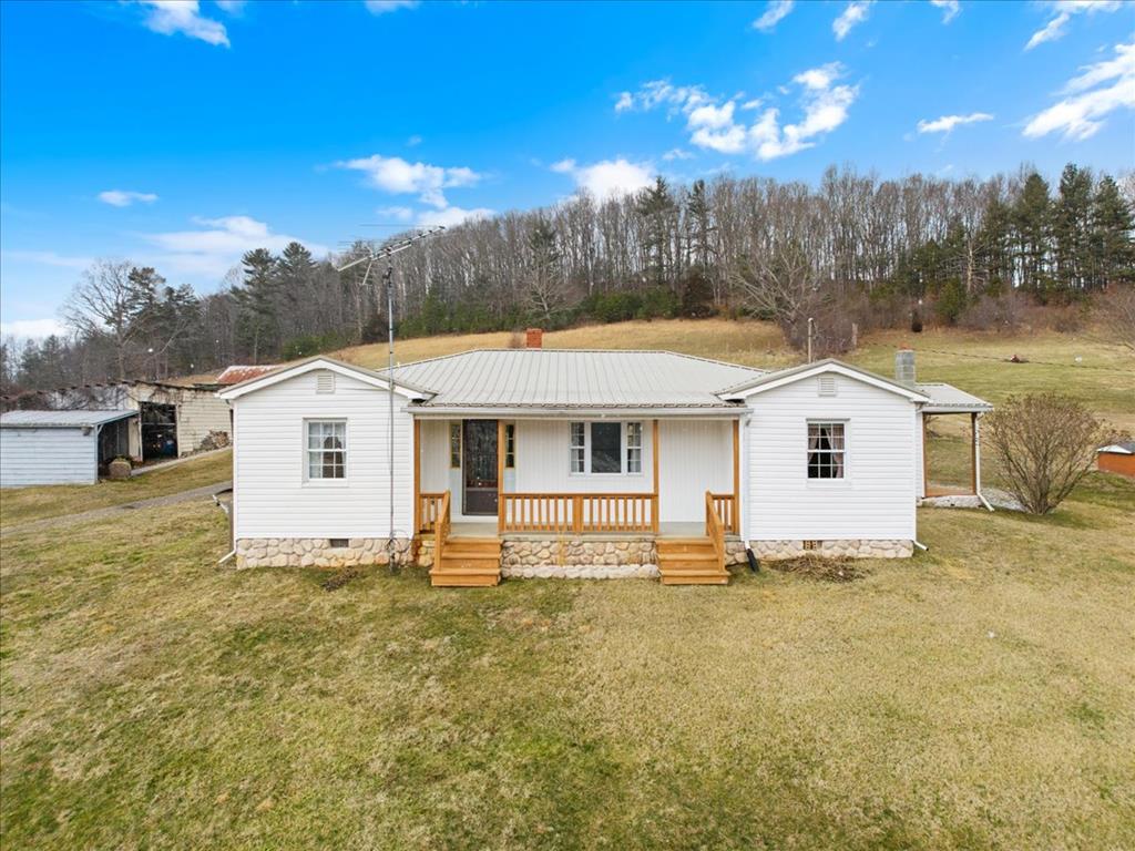 1849 Stroupe Mountain Road Property Photo 1