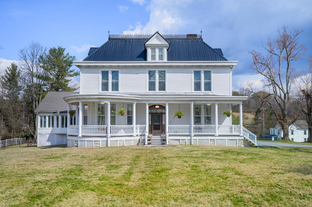639 Tower Street Property Photo 1