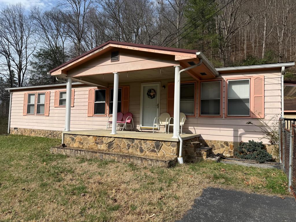 1029 Sweet Cherry Rd Property Photo 1