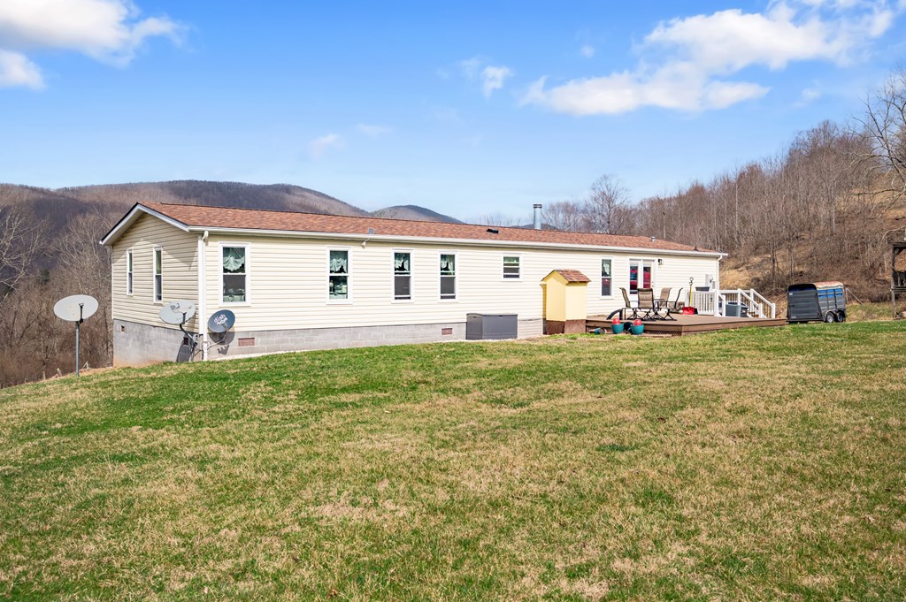 568 Round Bottom Dr. Property Photo 10