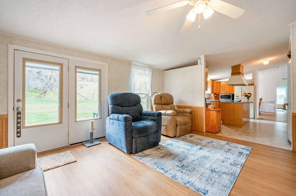 568 Round Bottom Dr. Property Photo 27
