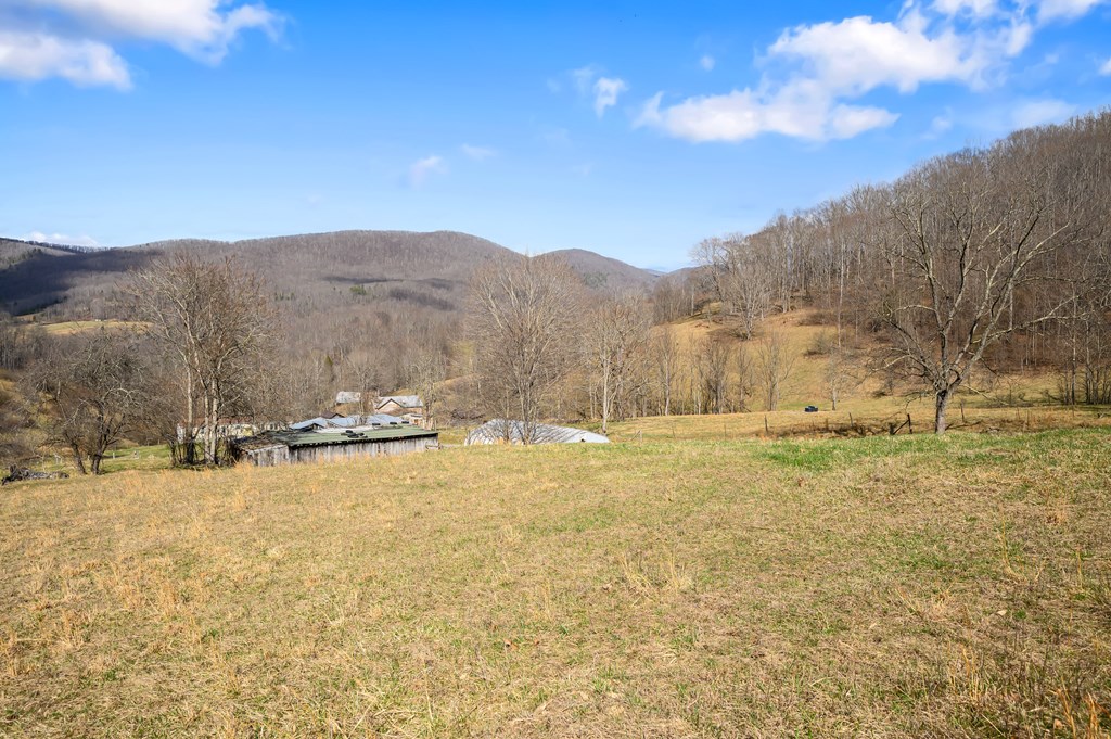 568 Round Bottom Dr. Property Photo 52
