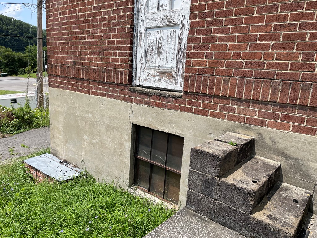 1312 Second St Property Photo 13