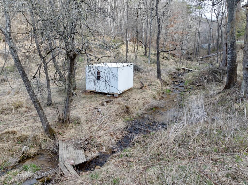 953 Hines Branch Rd Property Photo 1