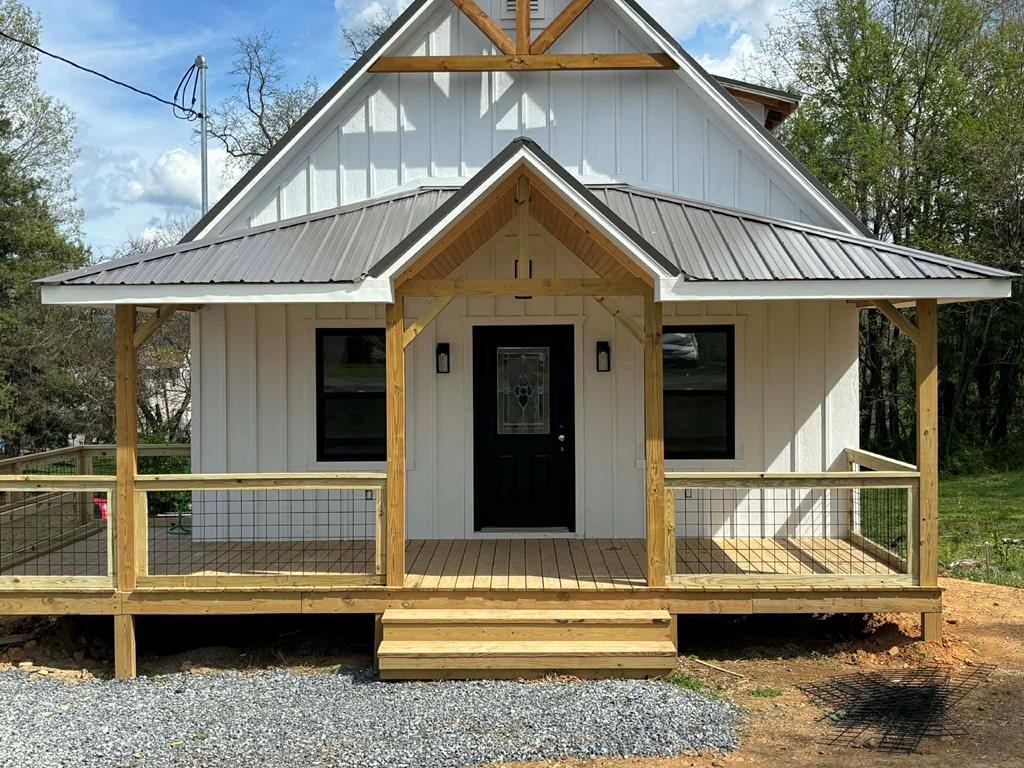 410 Look Avenue Property Photo 1