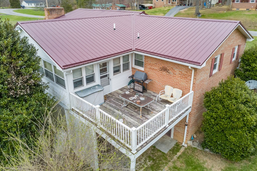 2516 Pinewood Dr Property Photo 25