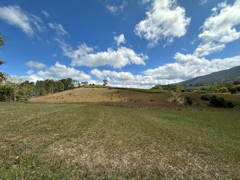 621 Point Pleasant Rd Property Photo 1