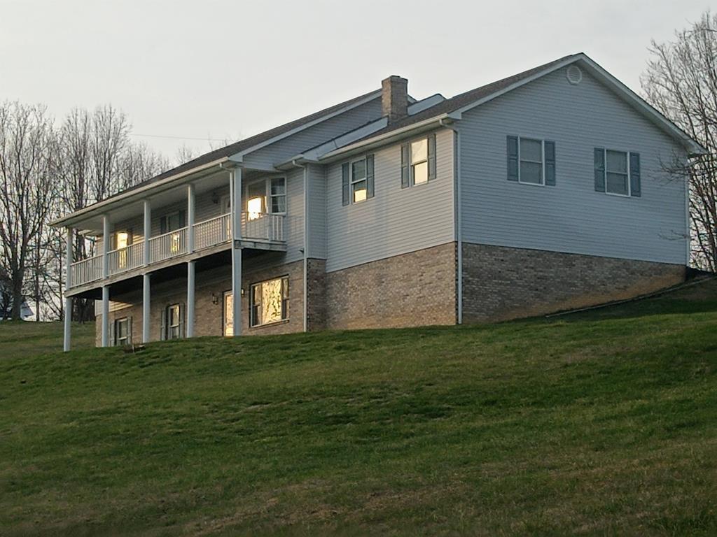 14512 White Top View Property Photo 1